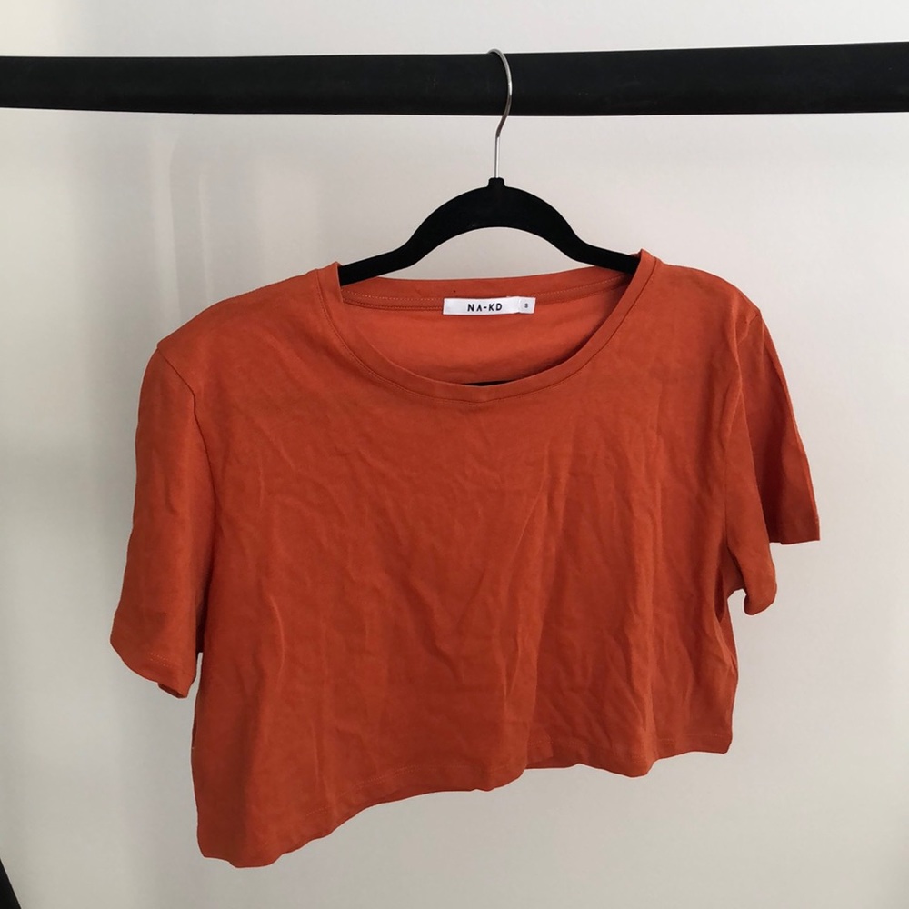 NA-KD T shirt